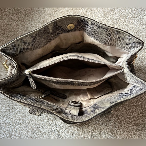 Michael Kors Taupe Brown Snake Skin Gold Hardware Purse Shoulder Bag - Picture 8 of 10